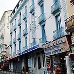 Louvre Vincenette Hotel