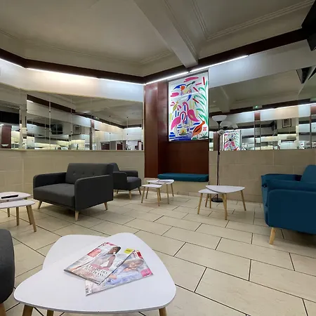 Louvre Vincenette מלון לורדה