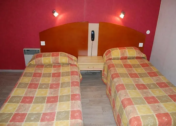 Louvre Vincenette מלון לורדה