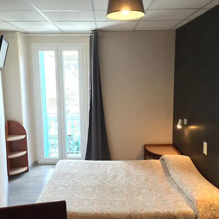 Louvre Vincenette 3* לורדה