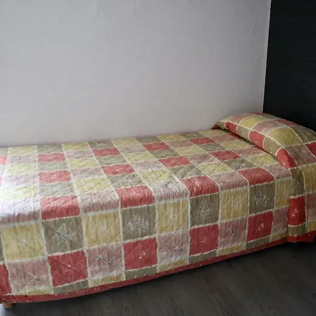 Louvre Vincenette 3* לורדה